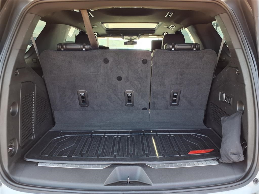 2021 GMC Yukon Denali White at Tom Peacock Cadillac