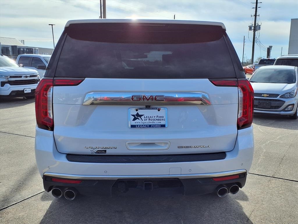 2021 GMC Yukon Denali White at Tom Peacock Cadillac