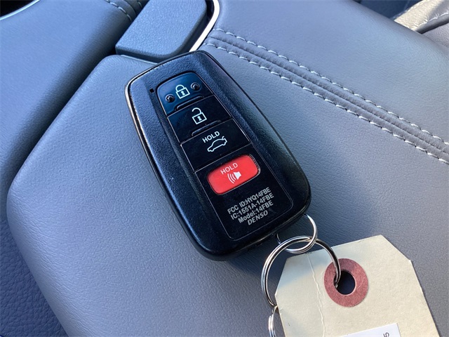 Used Car 2019 Toyota Avalon  For Sale Under $25,000 In San Antonio, Texas