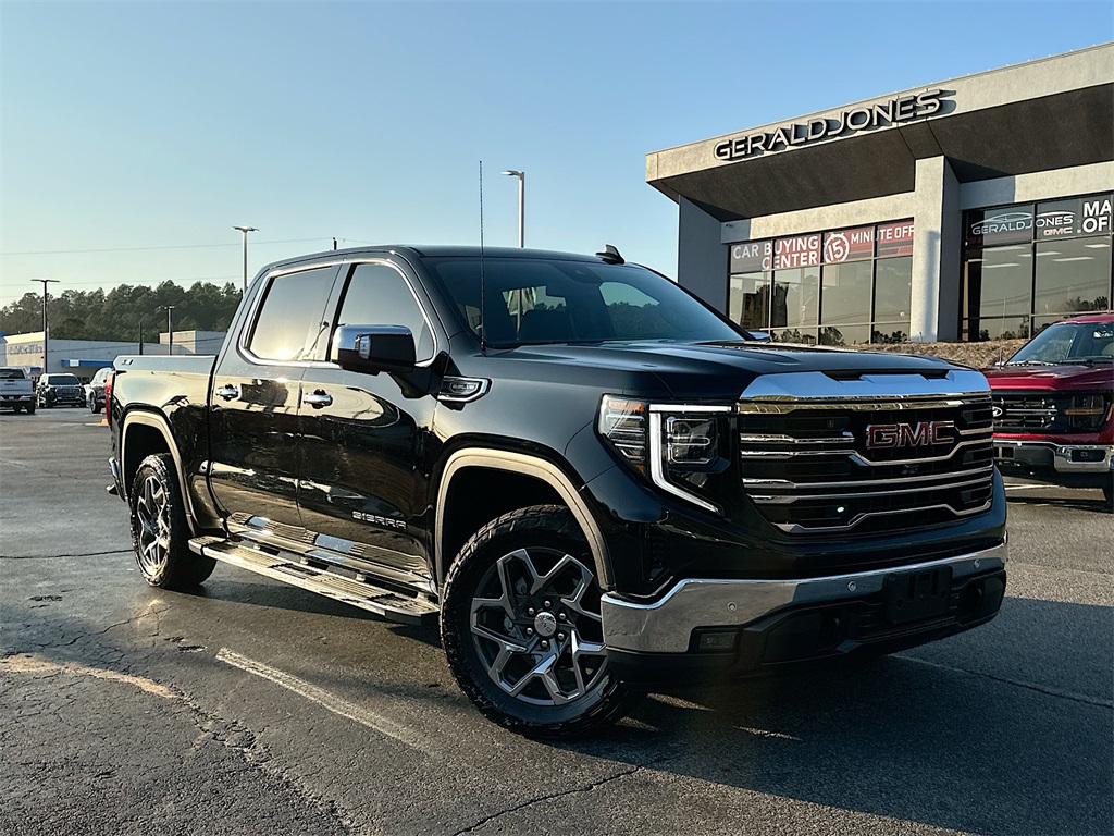 2025 GMC Sierra 1500 SLT