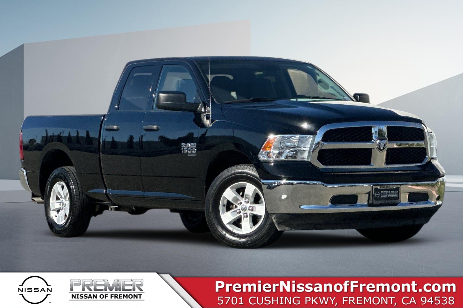 2024 RAM 1500 Classic SLT Quad Cab 4WD