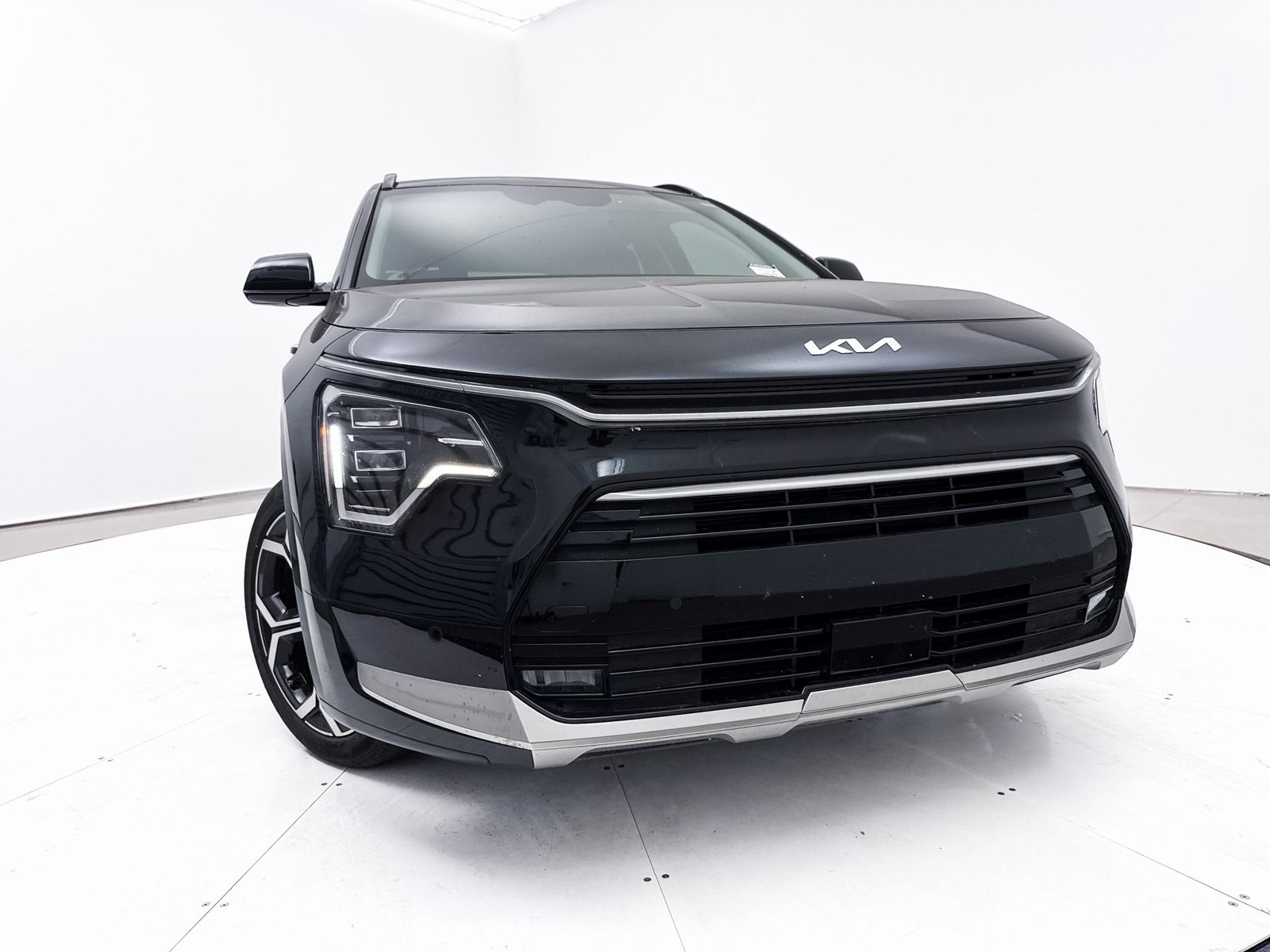 2024 Kia Niro SX Touring