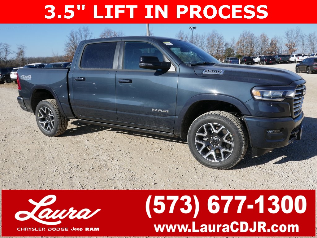 2026 RAM 1500 Laramie Crew Cab 4WD