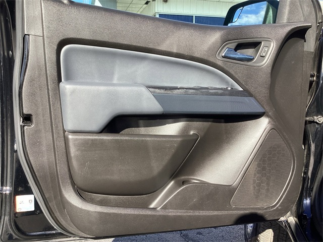 Used Car 2017 Chevrolet Colorado  Z71 For Sale Under $20,000 In San Antonio, Texas