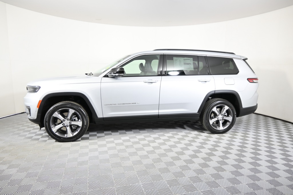 New Silver Zynith 2025 Jeep Grand Cherokee L Limited for