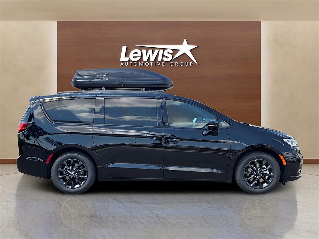 New 2025 Chrysler Pacifica For Sale in Farmington, AR