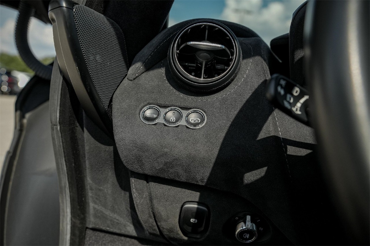 Used Car 2018 Mclaren 720s  Performance For Sale In Austin, Texas