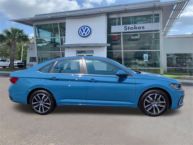 2025 Volkswagen Jetta 1.5T SE - 2