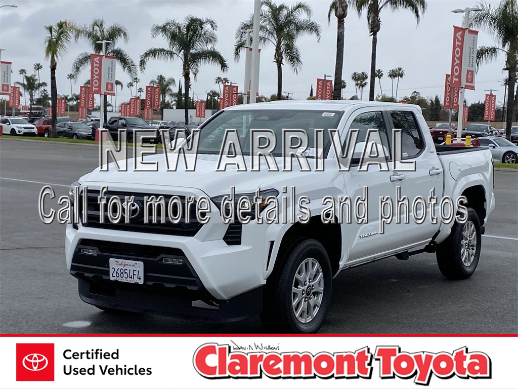 2025 Toyota Tacoma SR5 Double Cab 4WD
