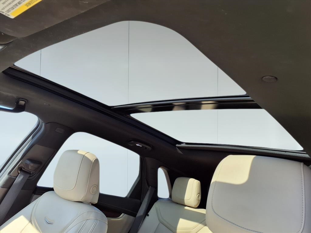 2019 Cadillac XT5 Premium Luxury White at Bayway Cadillac Southwest