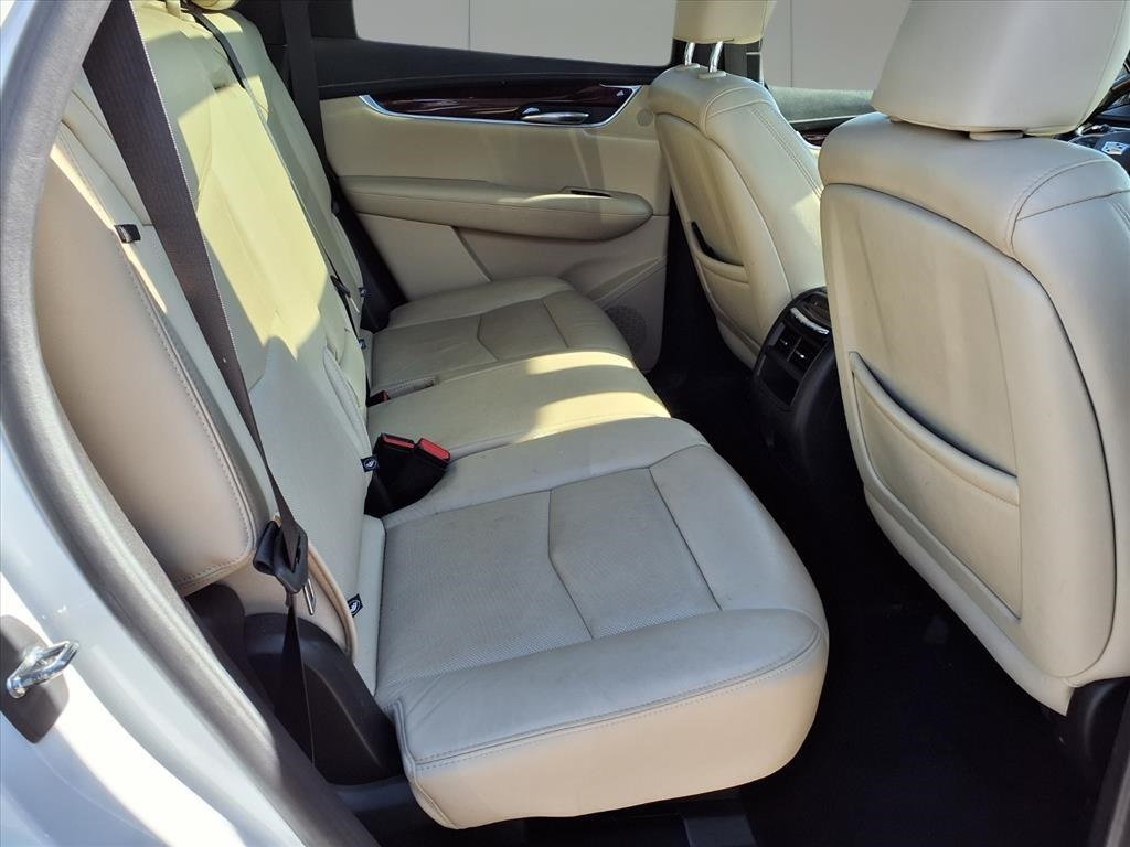 2019 Cadillac XT5 Premium Luxury White at Bayway Cadillac Southwest