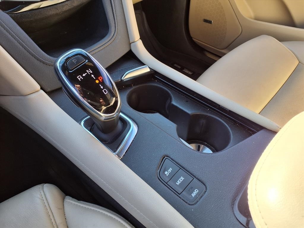 2019 Cadillac XT5 Premium Luxury White at Bayway Cadillac Southwest