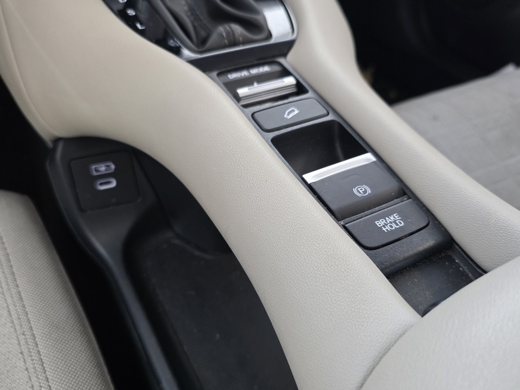 Thumbnail: 2024 Honda HR-V - 12