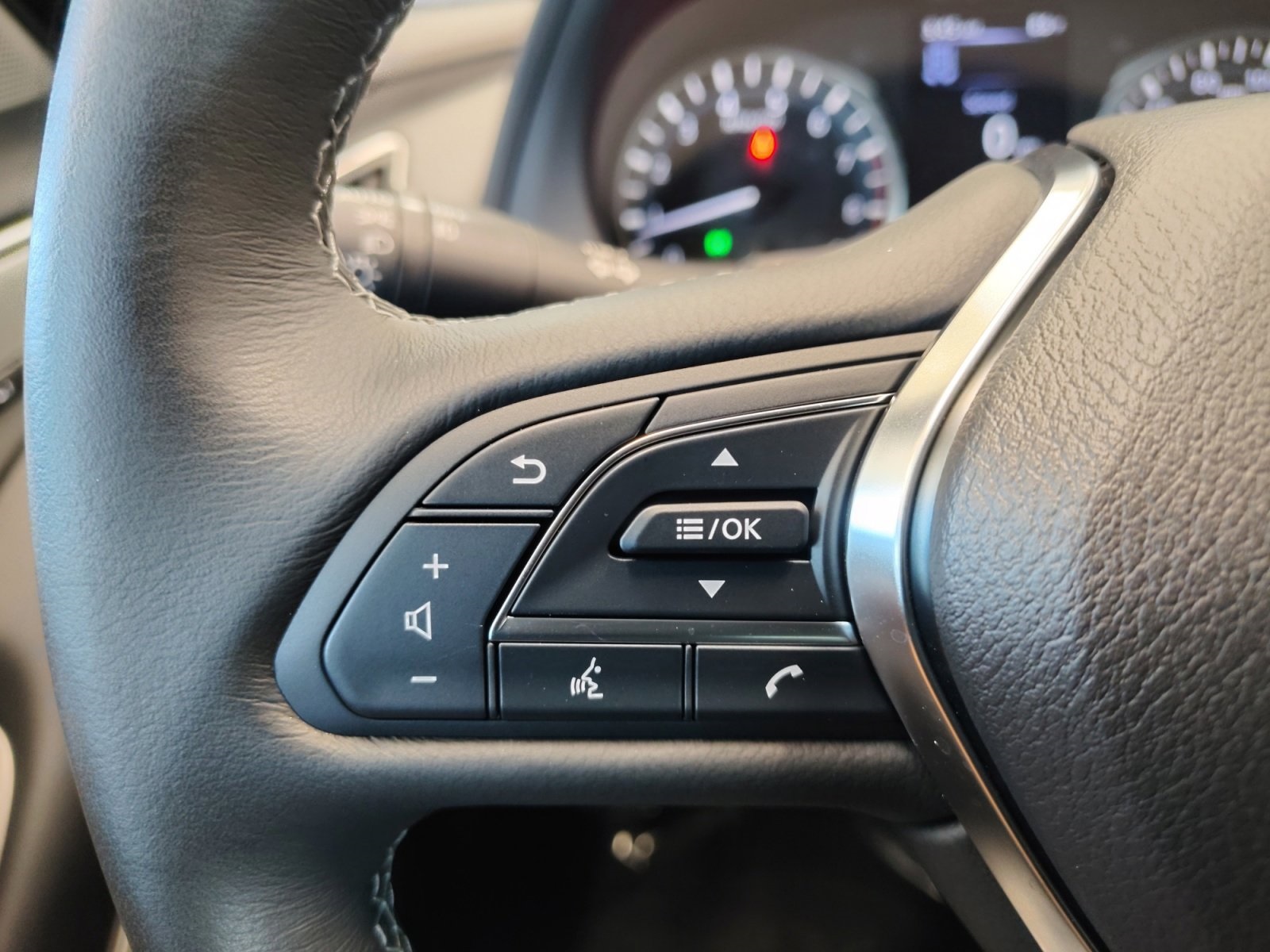 Used Car 2023 Infiniti Q50  Luxe For Sale Under $35,000 In San Antonio, Texas