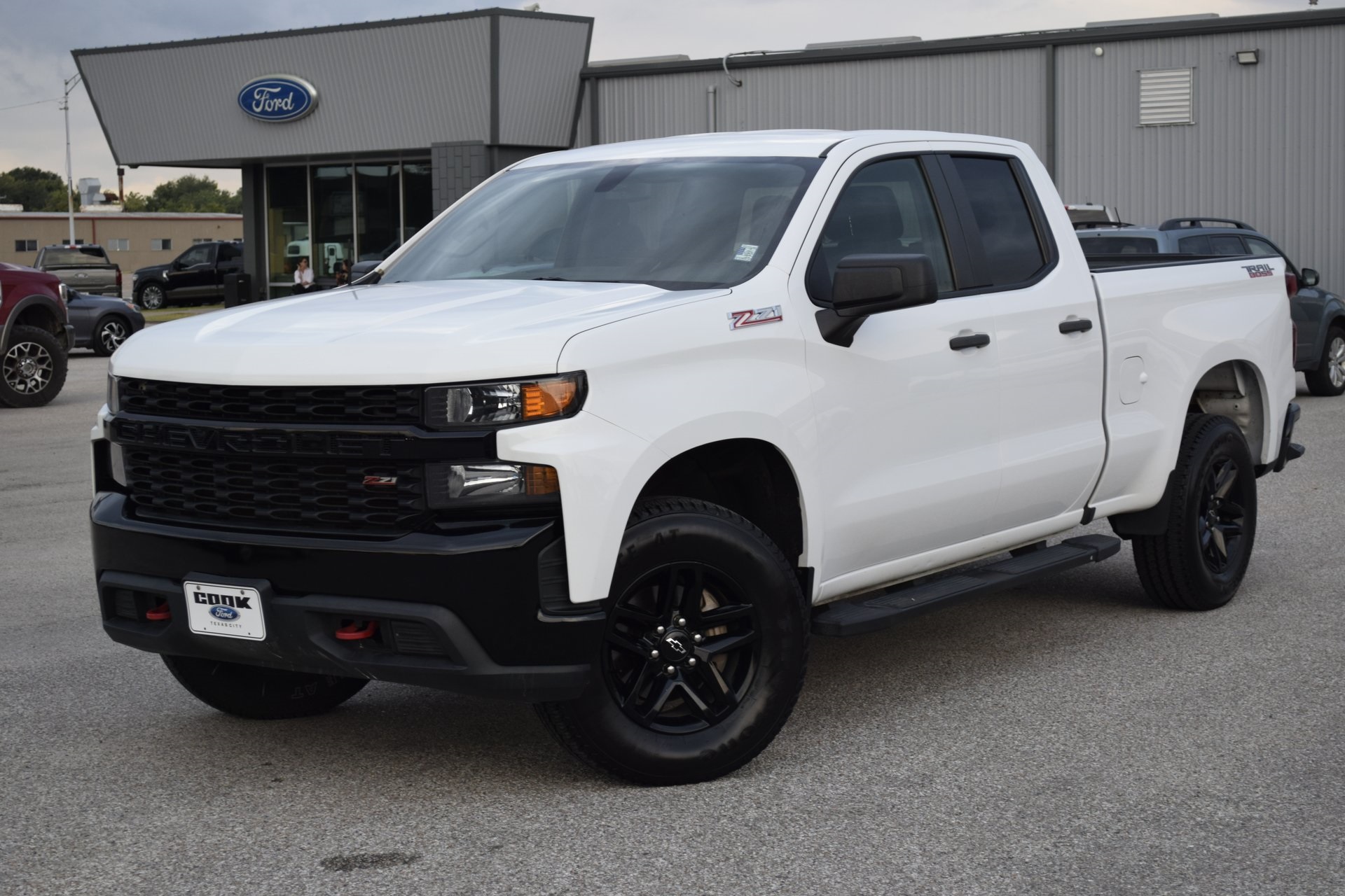 2019 Chevrolet Silverado 1500 Custom Trail Boss White at Legacy Ford