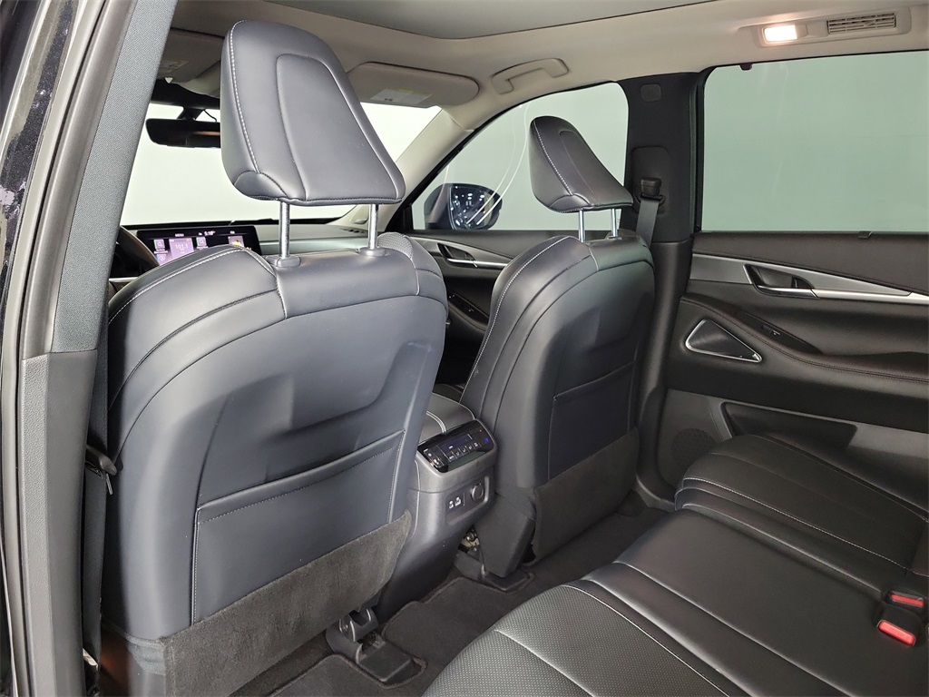 2023 INFINITI QX60 LUXE Black at South Houston Nissan