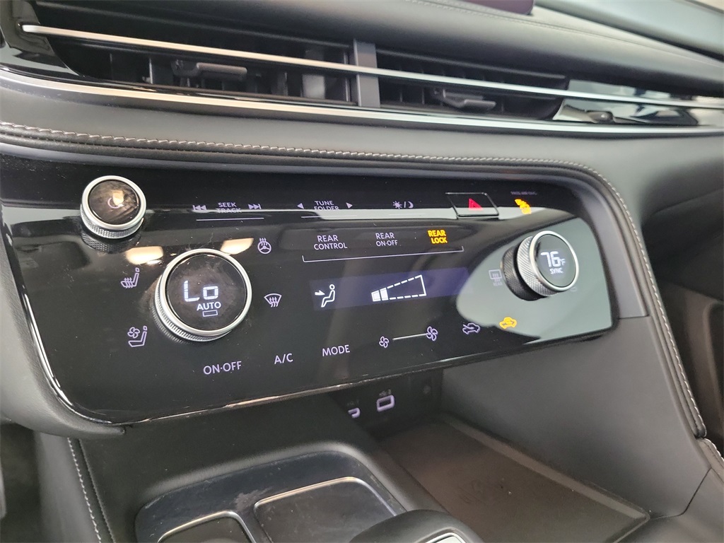 2023 INFINITI QX60 LUXE Black at South Houston Nissan