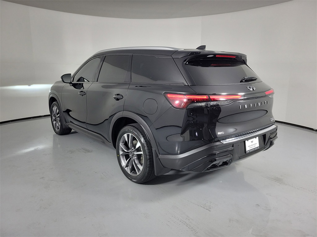 2023 INFINITI QX60 LUXE Black at South Houston Nissan