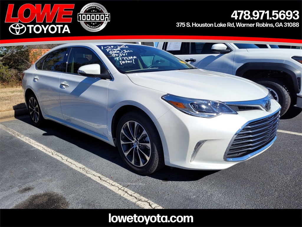 2018 Toyota Avalon XLE