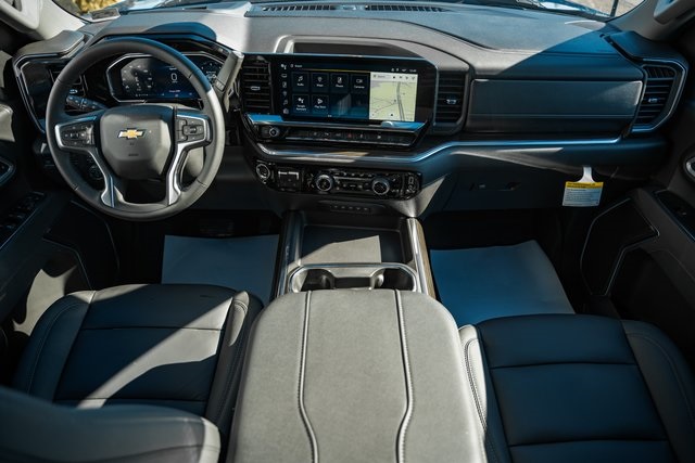 ChevroletSilverado 3500HD23