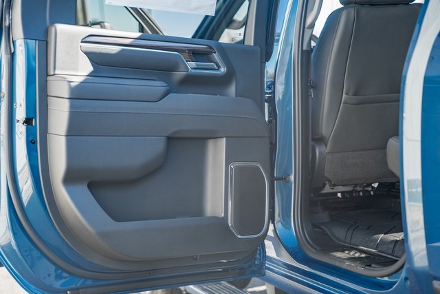 ChevroletSilverado 3500HD41