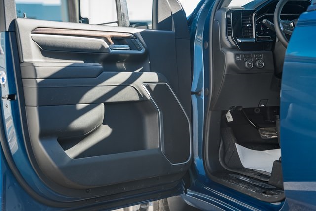 ChevroletSilverado 3500HD42