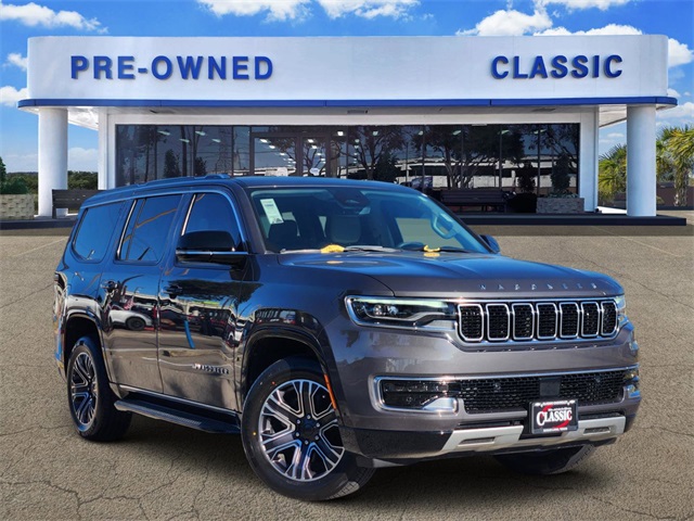2024 Jeep Wagoneer Series II Gray at Texan Dodge Chrysler Jeep Ram