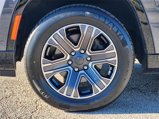 2024 Jeep Wagoneer Series II Gray at Texan Dodge Chrysler Jeep Ram