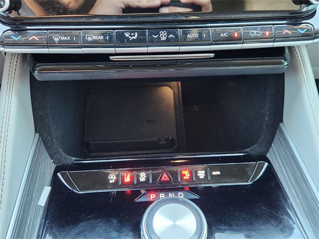 2024 Jeep Wagoneer Series II Gray at Texan Dodge Chrysler Jeep Ram