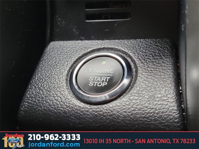 Used Car 2021 Ford Expedition Max  Xlt For Sale Under $25,000 In San Antonio, Texas