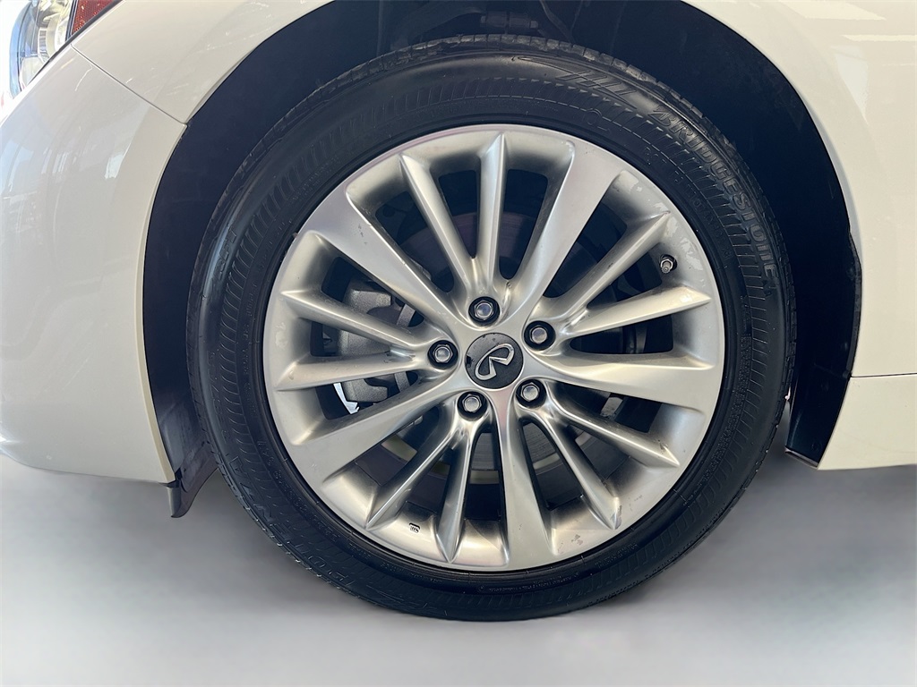 2024 INFINITI Q50 LUXE White at AutoSavvy Houston Southwest