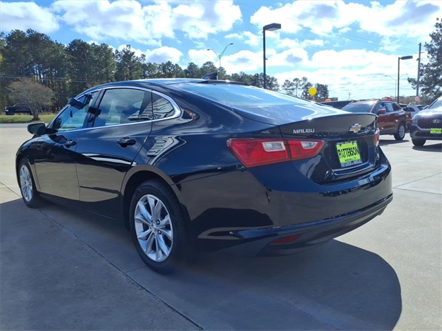 2024 Chevrolet Malibu 1LT photo 3