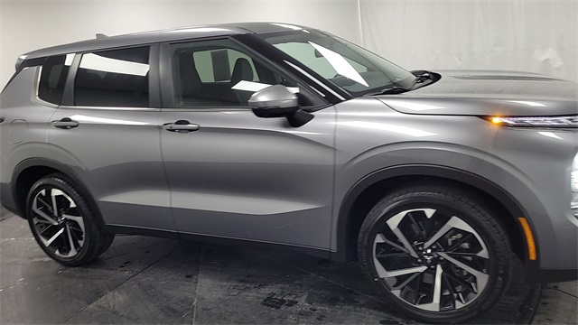 2023 – Mitsubishi – Outlander