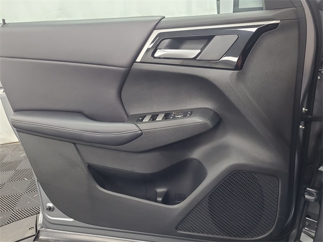 2023 – Mitsubishi – Outlander