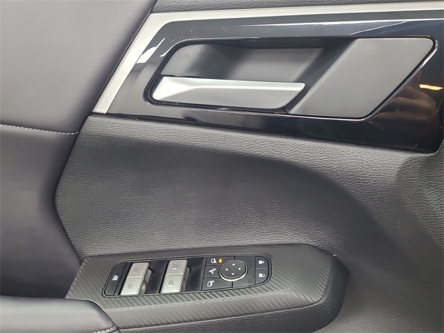2023 – Mitsubishi – Outlander