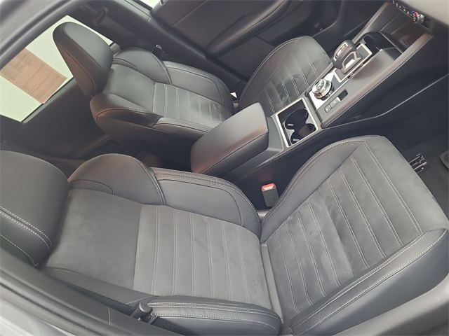 2023 – Mitsubishi – Outlander
