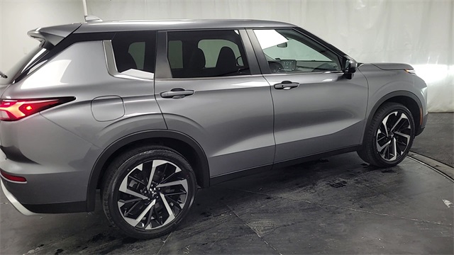 2023 – Mitsubishi – Outlander