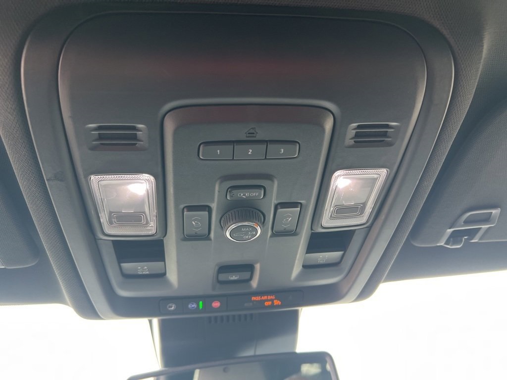 Used Car 2024 Chevrolet Suburban  Z71 For Sale Under $70,000 In Floresville, Texas