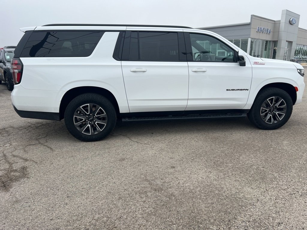 Used Car 2024 Chevrolet Suburban  Z71 For Sale Under $70,000 In Floresville, Texas