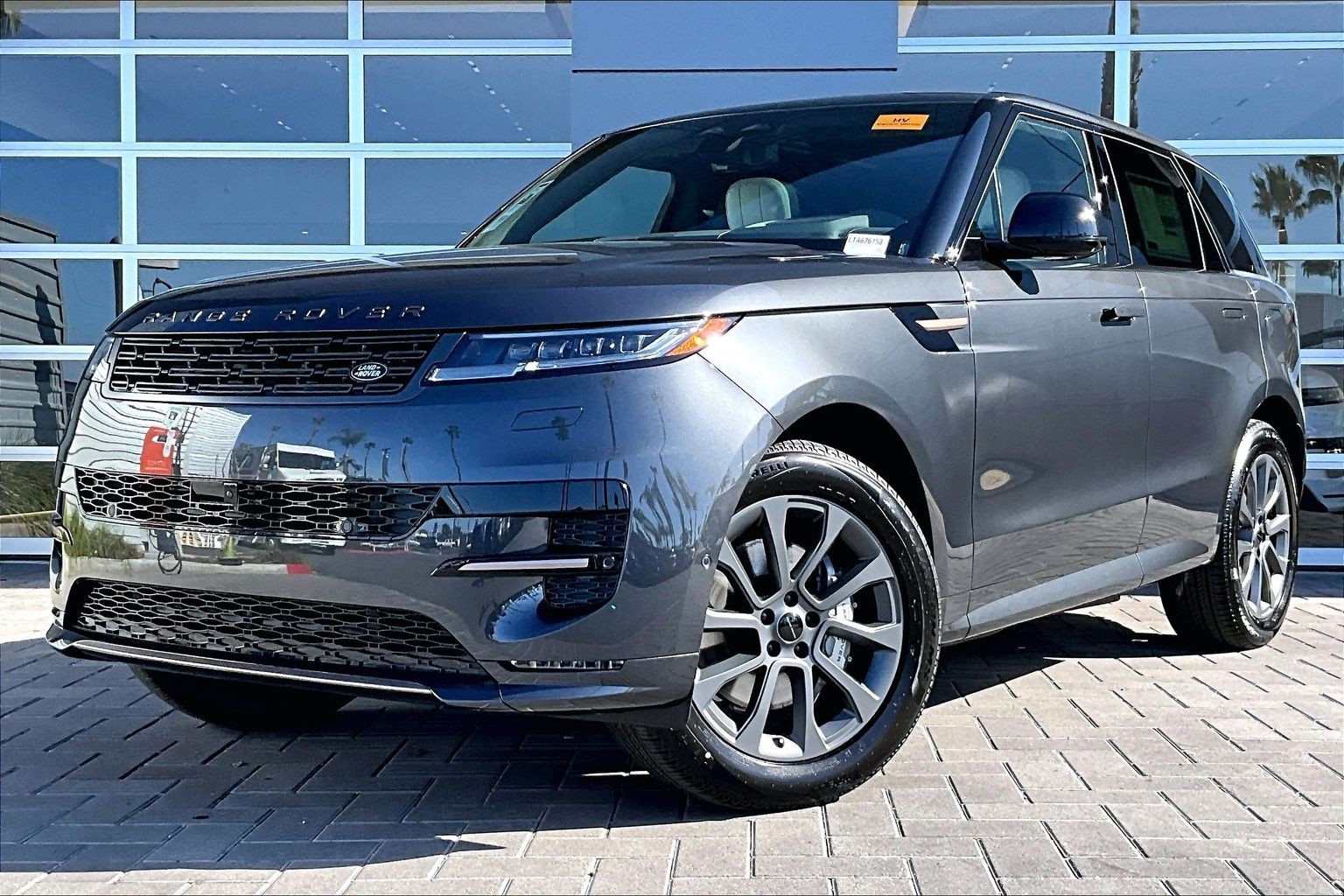 2026 Land Rover Range Rover Sport P460e Dynamic SE AWD