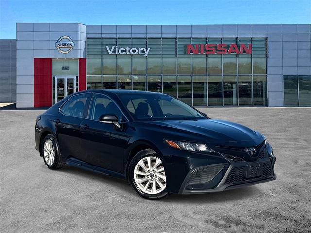 2022 Toyota Camry SE FWD