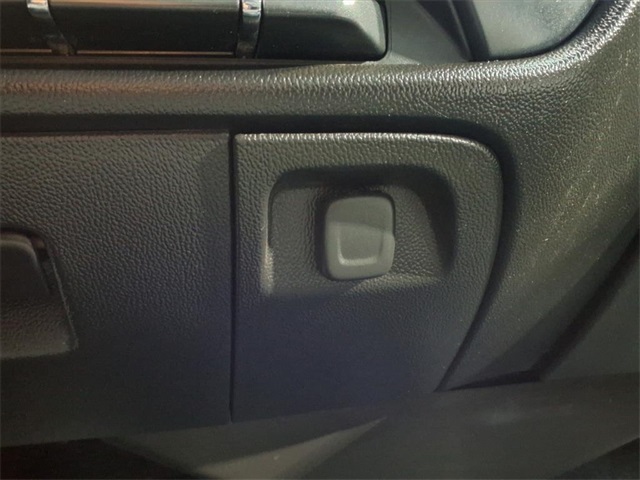 2017 Chevrolet Silverado 1500 Custom - 7