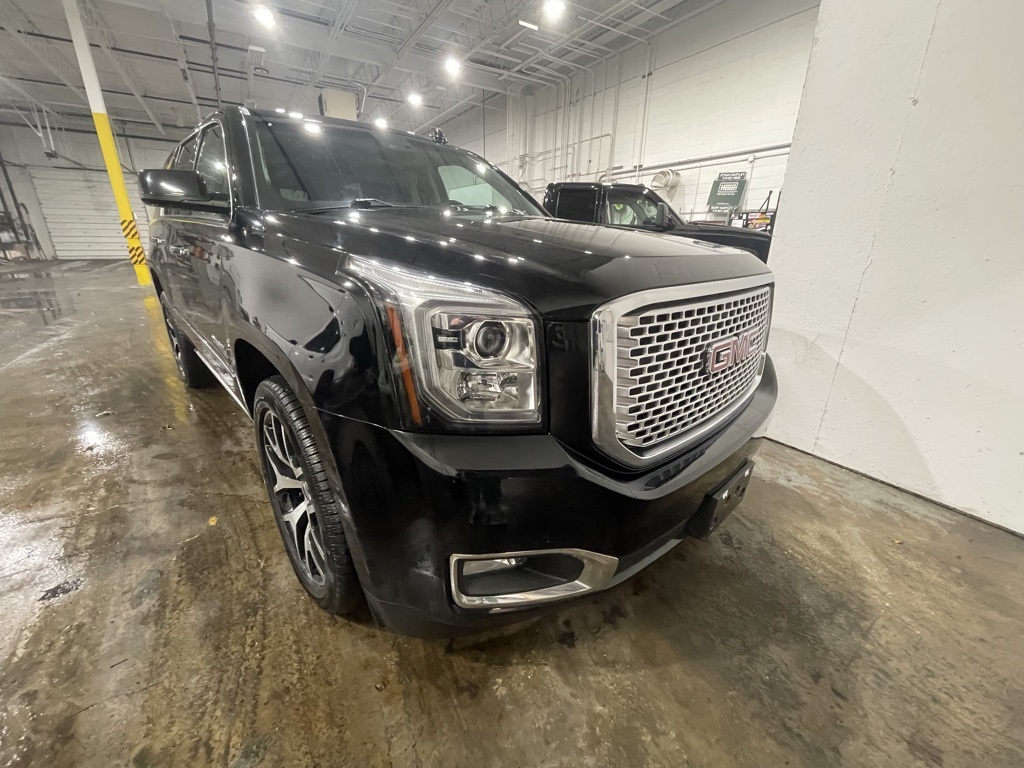 2017 GMC Yukon Denali's photo