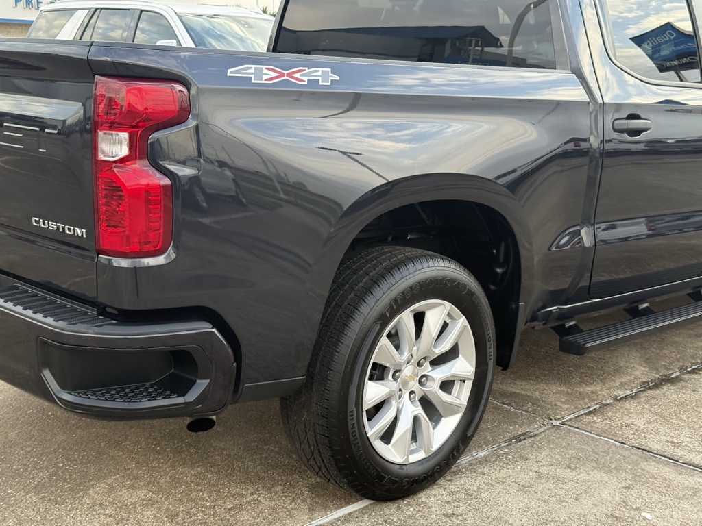 2022 Chevrolet Silverado 1500 Custom - 10