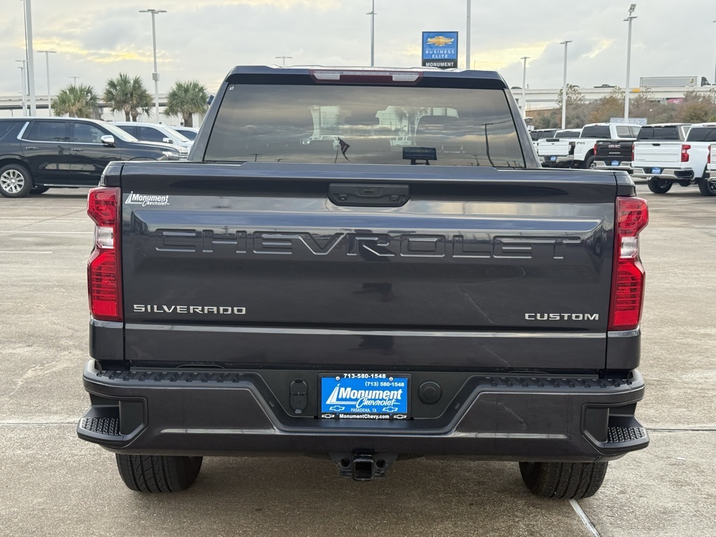 2022 Chevrolet Silverado 1500 Custom - 11