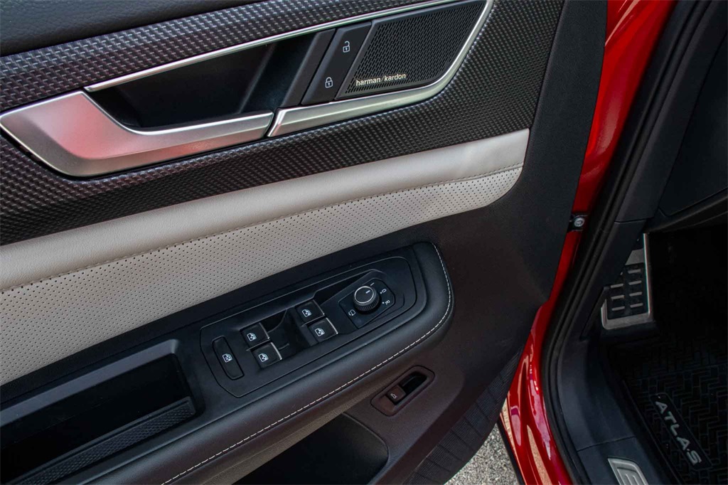Used Car 2024 Volkswagen Atlas Cross Sport  2.0t Sel Premium R-line For Sale Under $50,000 In San Marcos, Texas