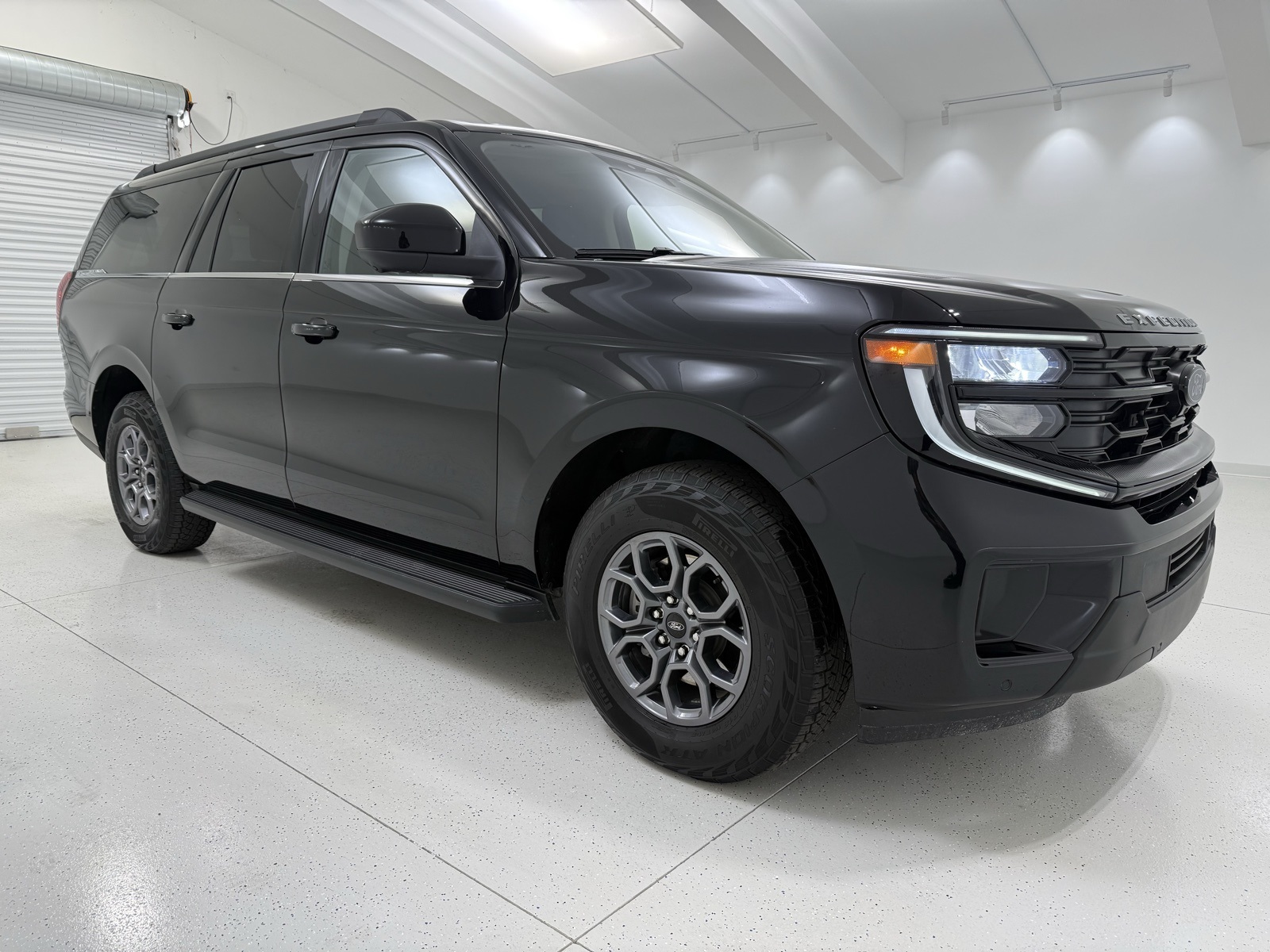 2025 Ford Expedition MAX Active 4WD