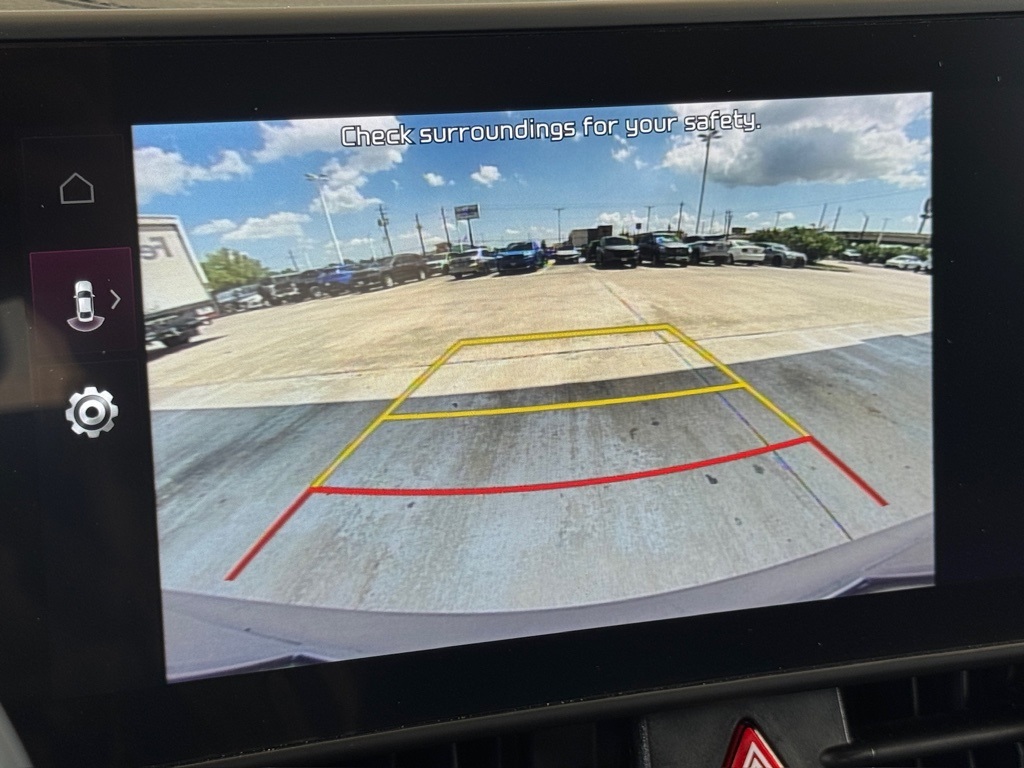 2024 Kia Sportage EX - 6