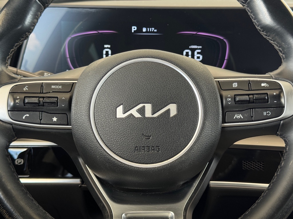 2024 Kia Sportage EX - 8