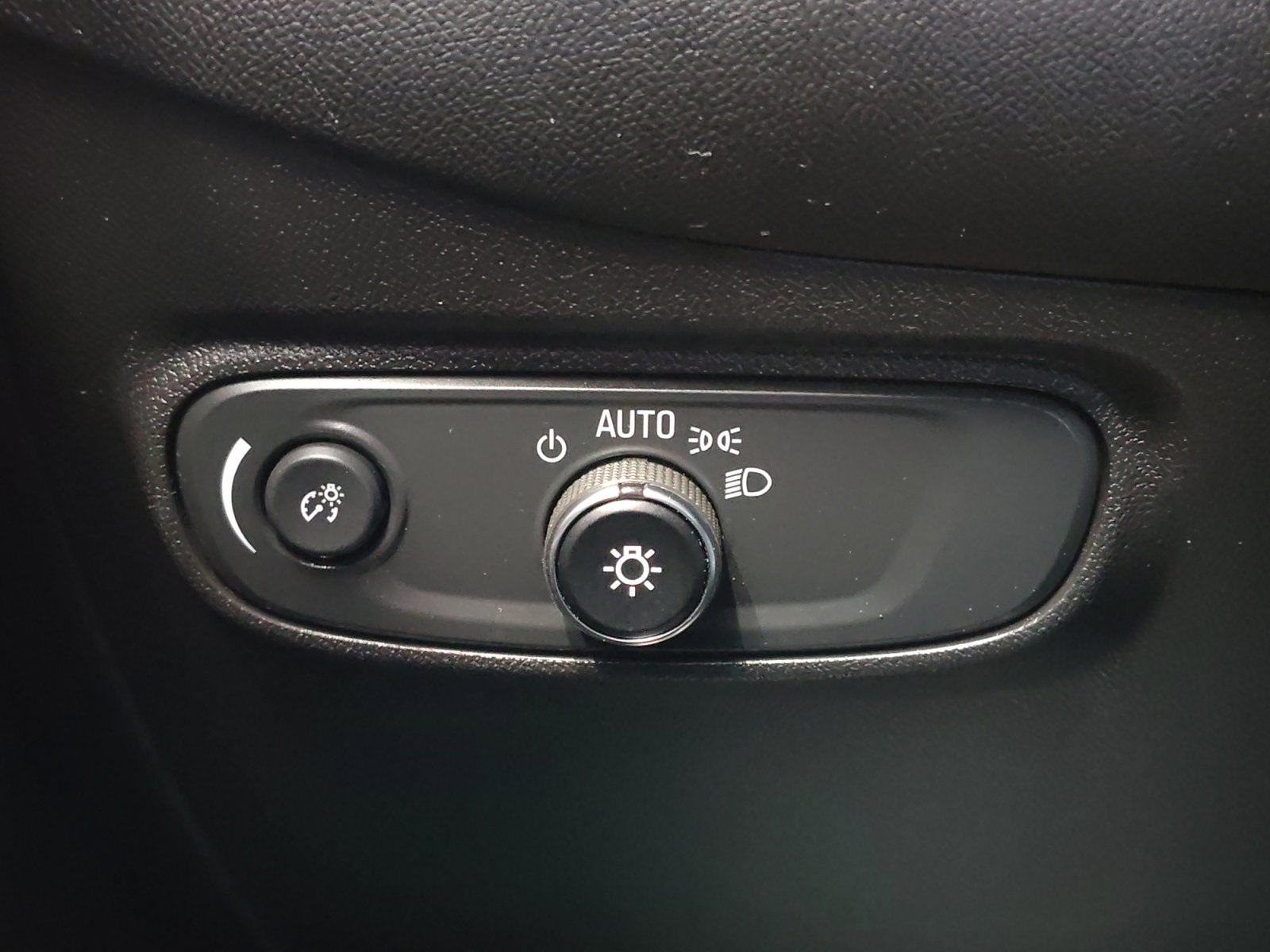 Used Car 2020 Chevrolet Equinox  Lt For Sale Under $15,000 In San Antonio, Texas